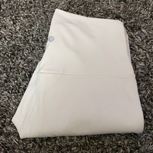 White lululemon Aligns. READ DESCRIPTION.